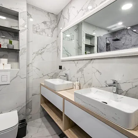 Family Rasic Lägenhet Makarska