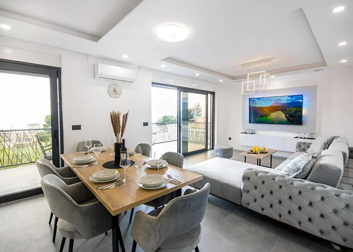 Family Rasic Apartman Makarska